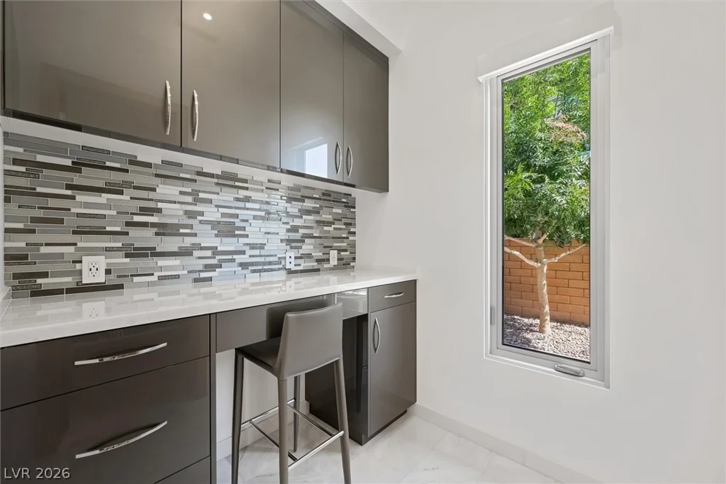 11 Hawkeye, Las Vegas, NV 89135