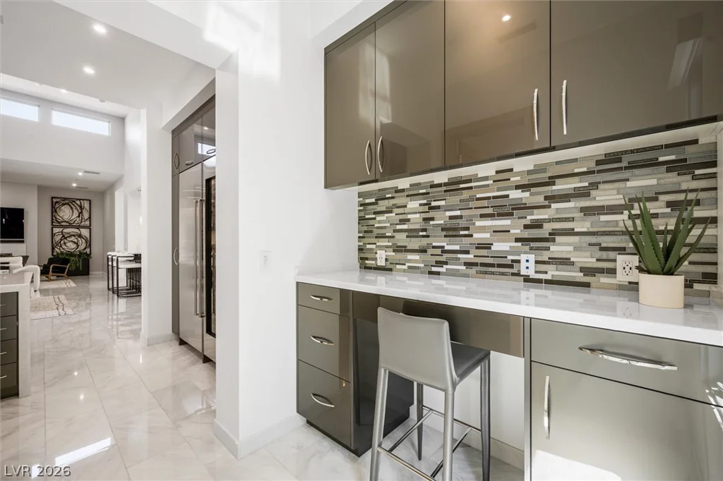 11 Hawkeye, Las Vegas, NV 89135