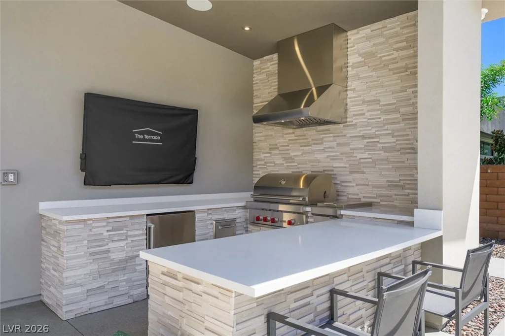 11 Hawkeye, Las Vegas, NV 89135