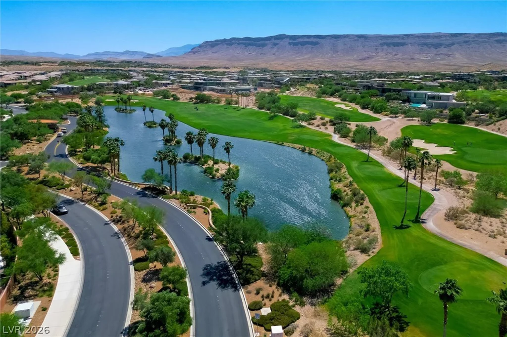 11 Hawkeye, Las Vegas, NV 89135