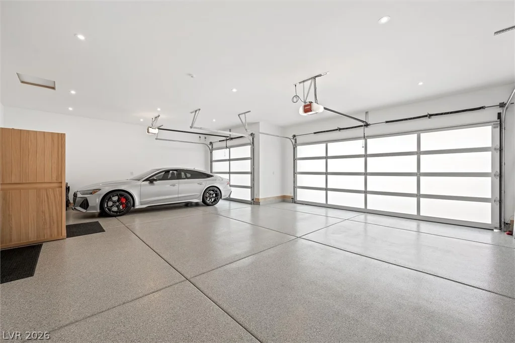 11 Hawkeye, Las Vegas, NV 89135