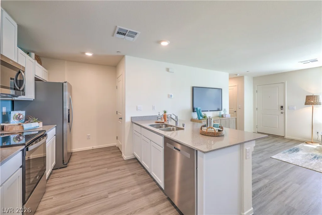 6082 Ginger Garden, North Las Vegas, NV 89081