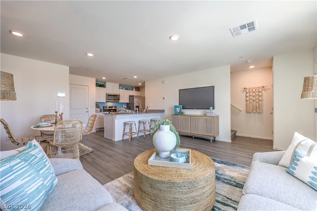 6082 Ginger Garden, North Las Vegas, NV 89081