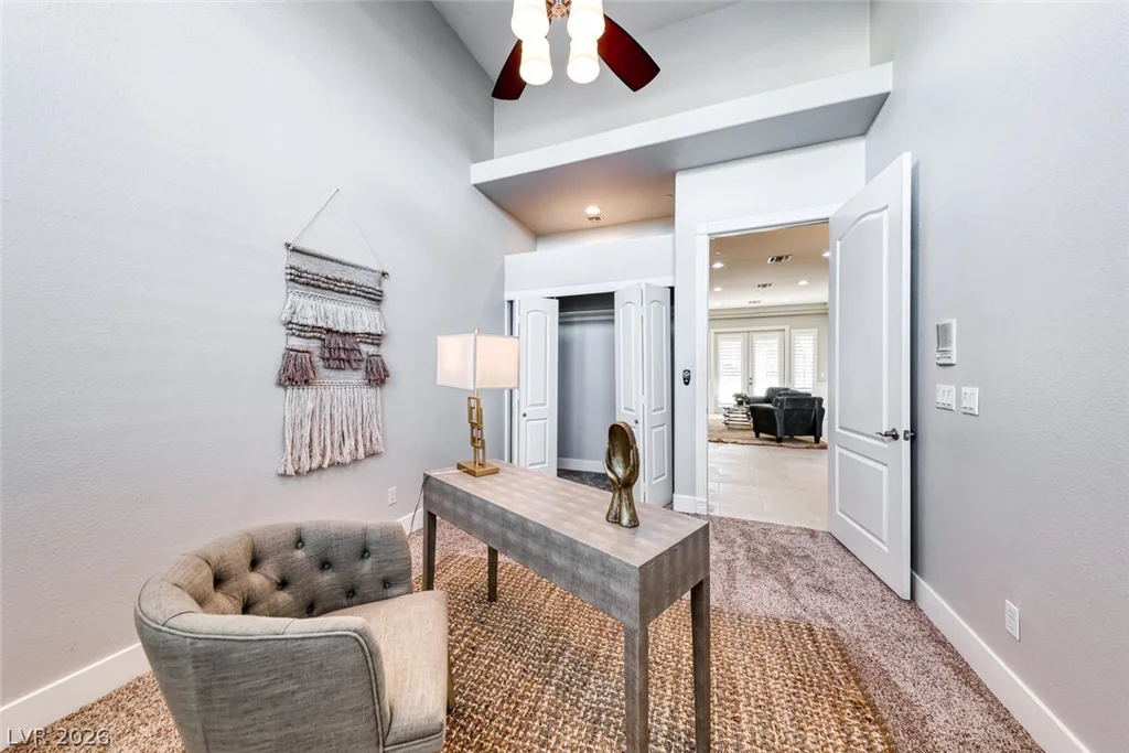 6465 Sugar Knoll, Las Vegas, NV 89110