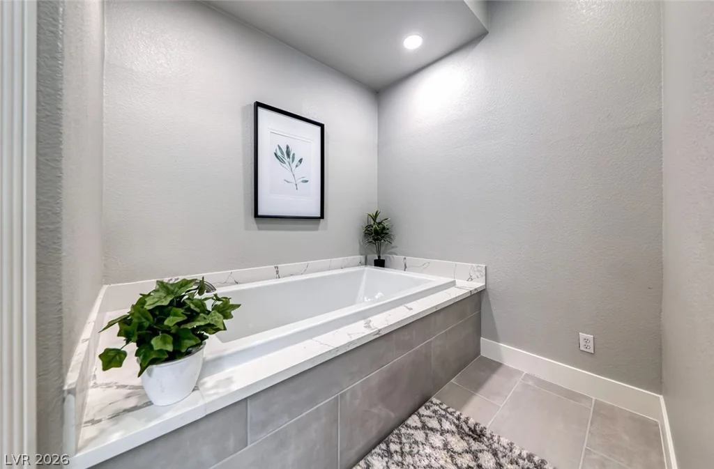 6465 Sugar Knoll, Las Vegas, NV 89110