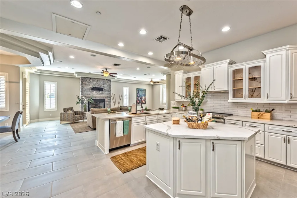 6465 Sugar Knoll, Las Vegas, NV 89110