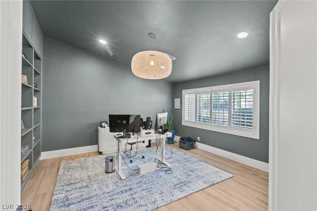 7350 Obannon, Las Vegas, NV 89117