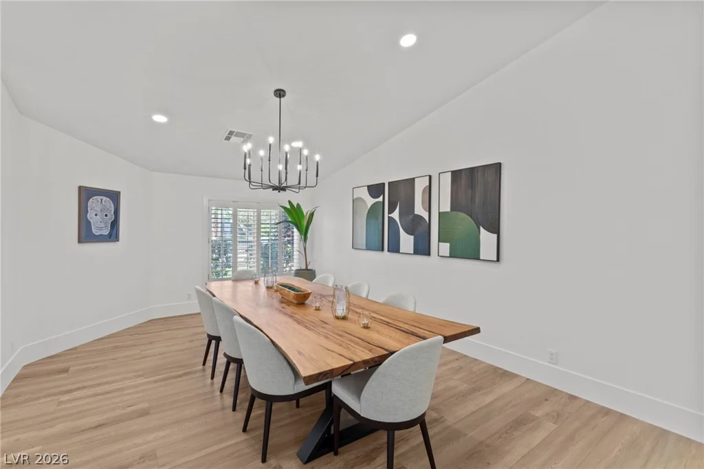 7350 Obannon, Las Vegas, NV 89117