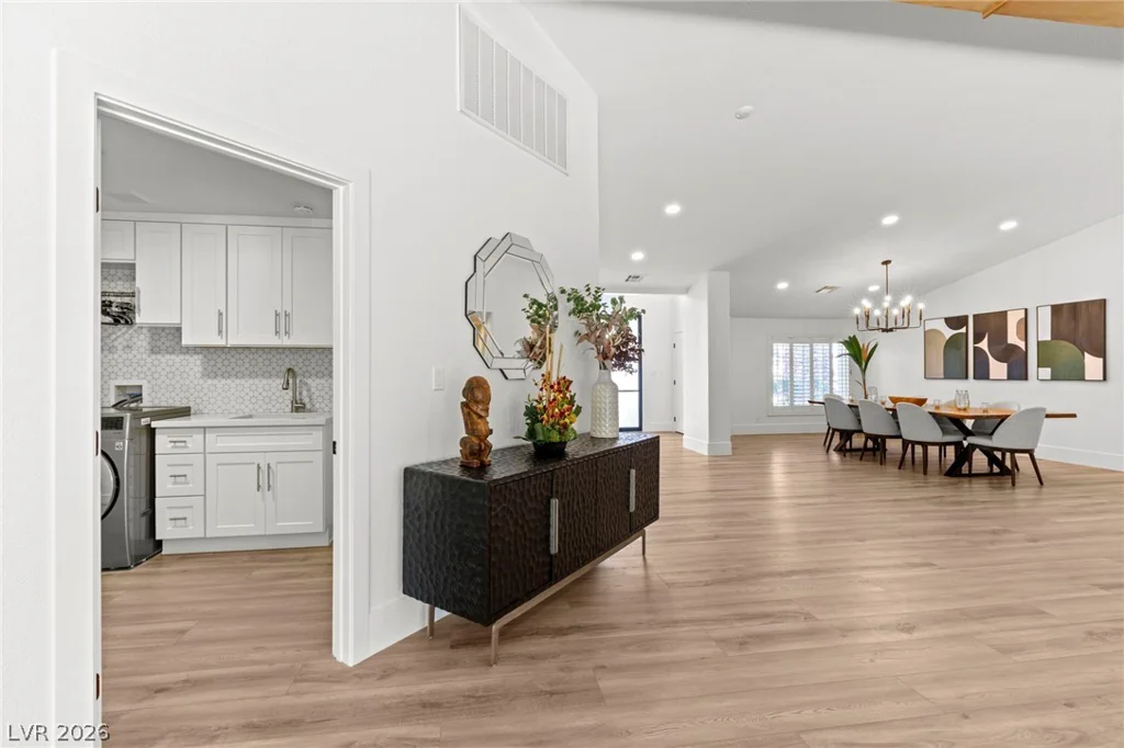 7350 Obannon, Las Vegas, NV 89117