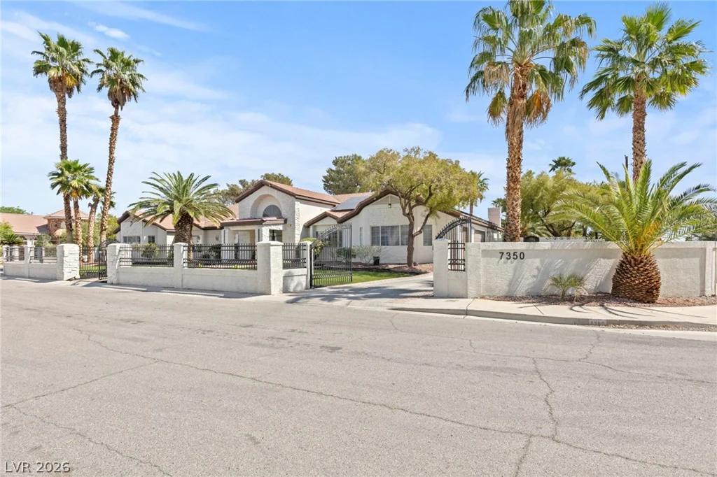 7350 Obannon, Las Vegas, NV 89117