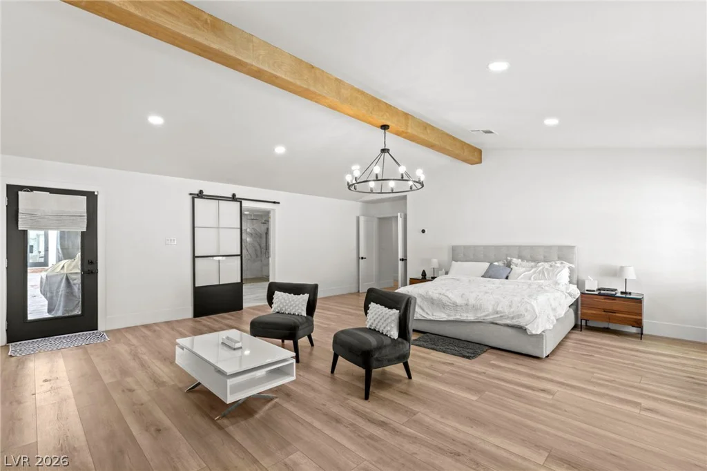 7350 Obannon, Las Vegas, NV 89117
