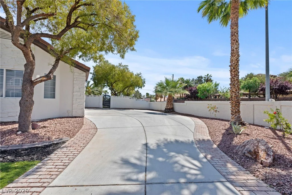 7350 Obannon, Las Vegas, NV 89117