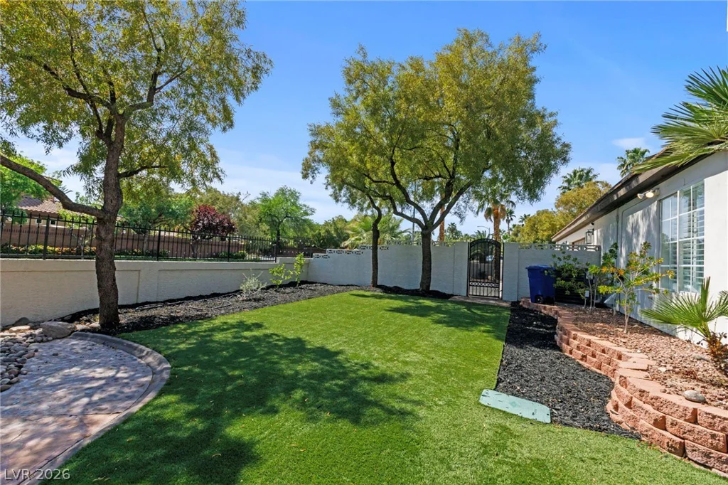 7350 Obannon, Las Vegas, NV 89117