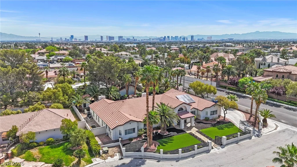 7350 Obannon, Las Vegas, NV 89117