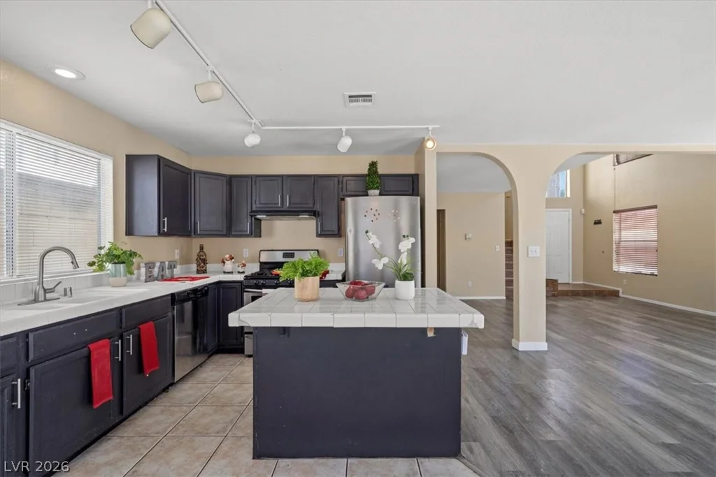 8325 Eugene Grayson, Las Vegas, NV 89145