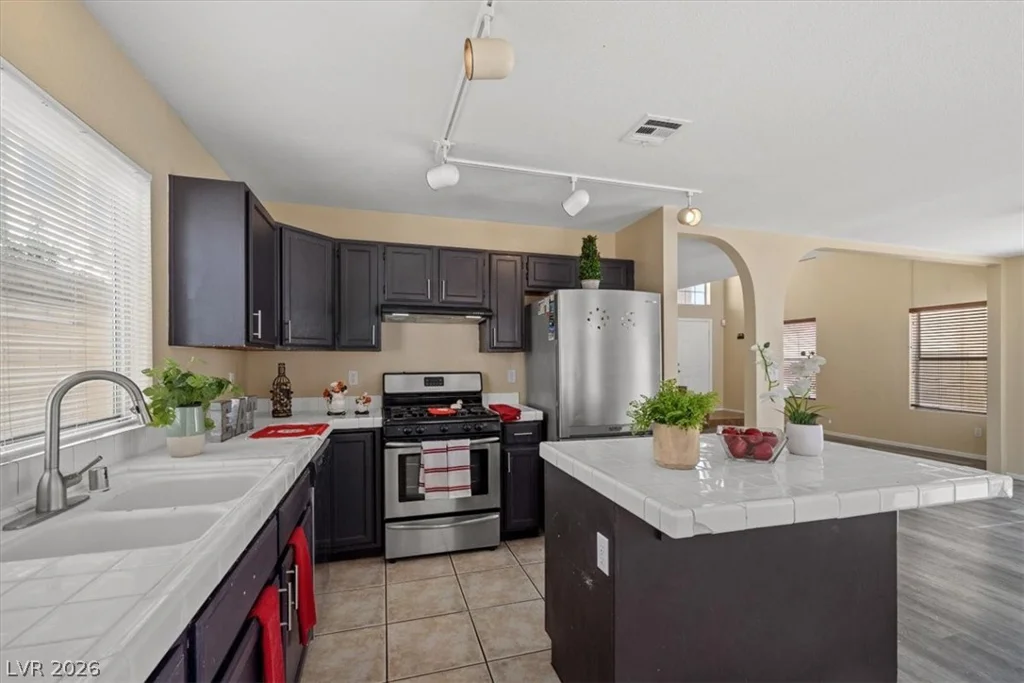 8325 Eugene Grayson, Las Vegas, NV 89145