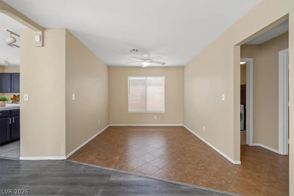 8325 Eugene Grayson, Las Vegas, NV 89145