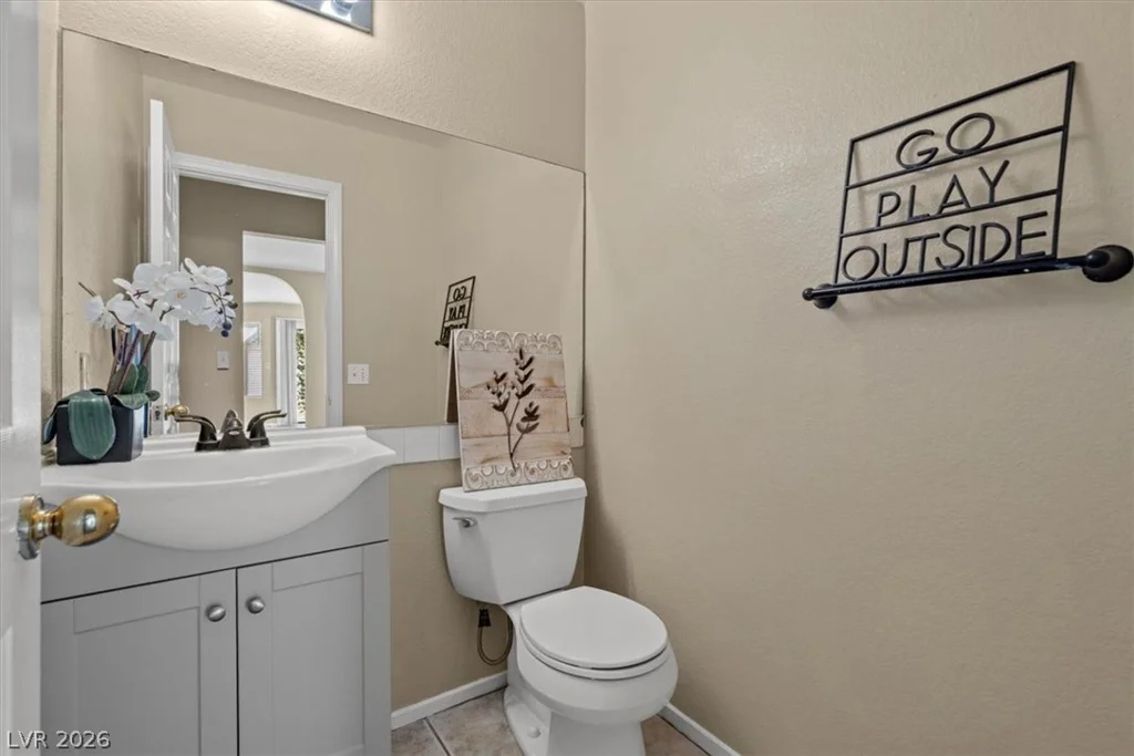 8325 Eugene Grayson, Las Vegas, NV 89145