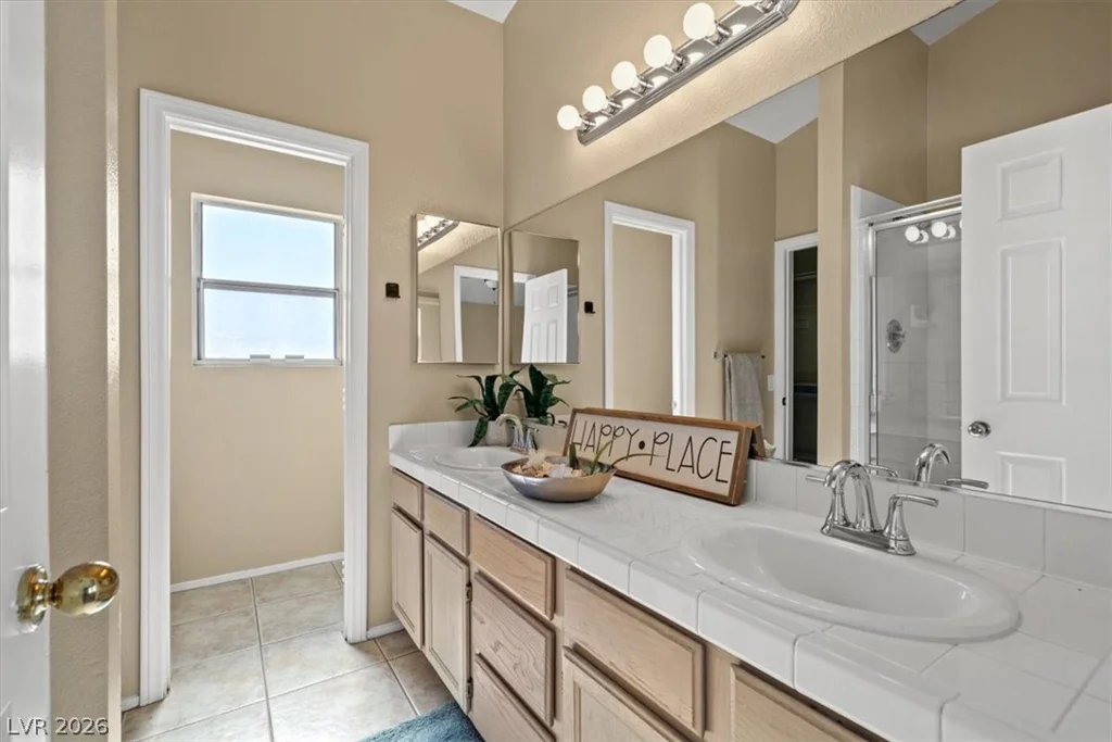 8325 Eugene Grayson, Las Vegas, NV 89145
