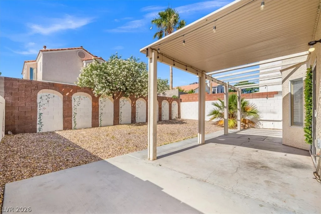 8325 Eugene Grayson, Las Vegas, NV 89145