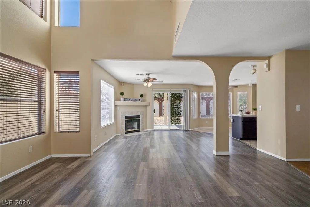 8325 Eugene Grayson, Las Vegas, NV 89145