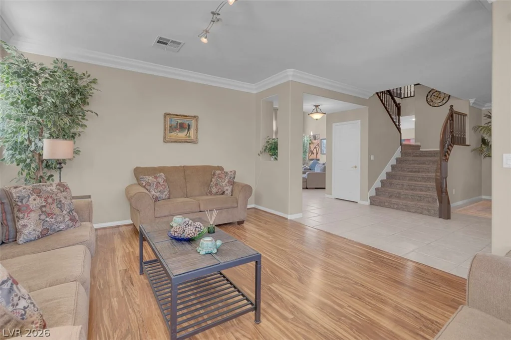 10483 Linnington, Las Vegas, NV 89135
