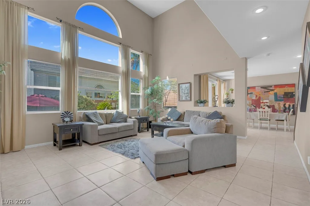 10483 Linnington, Las Vegas, NV 89135