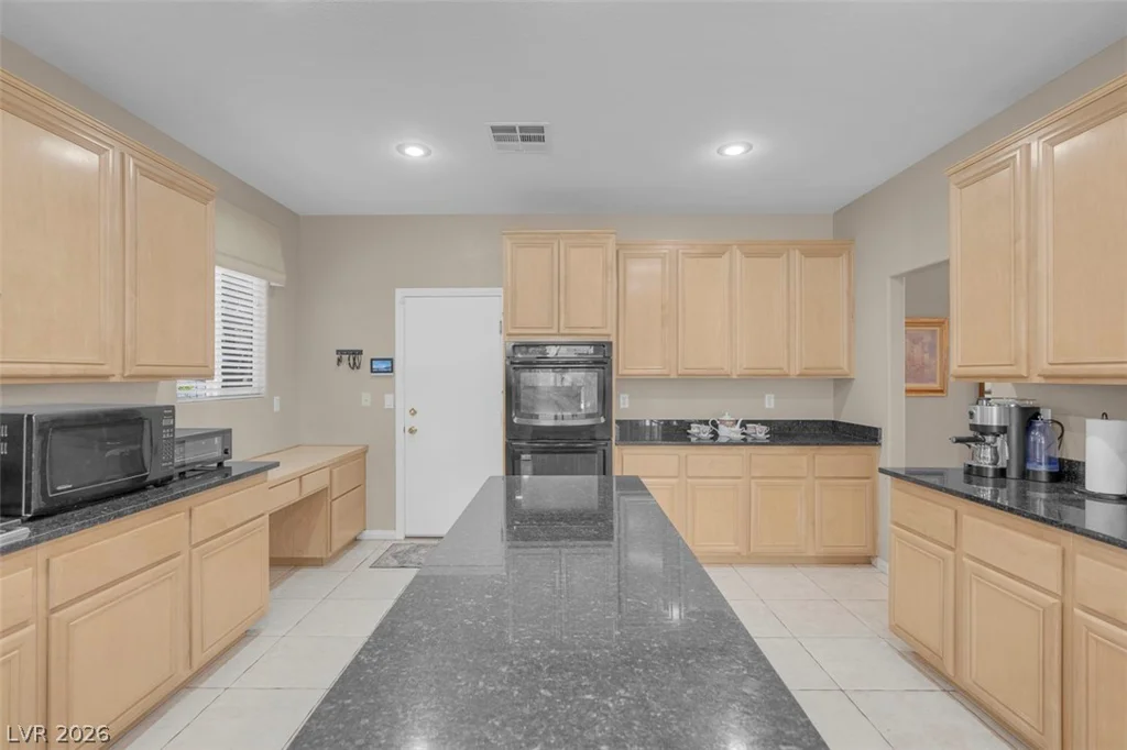 10483 Linnington, Las Vegas, NV 89135