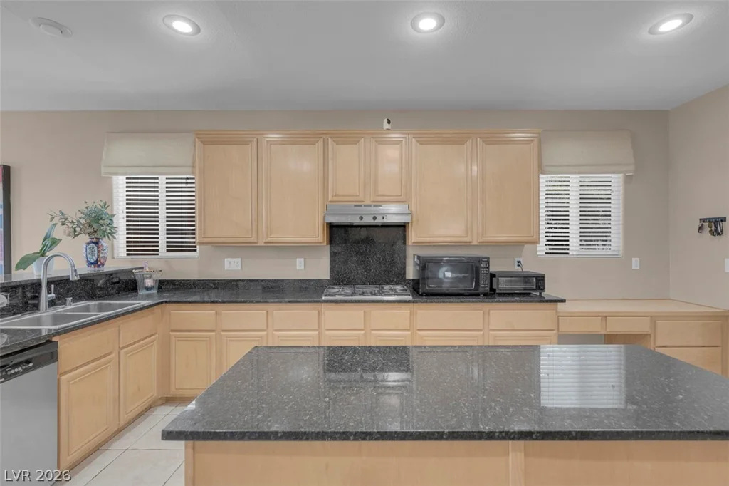 10483 Linnington, Las Vegas, NV 89135