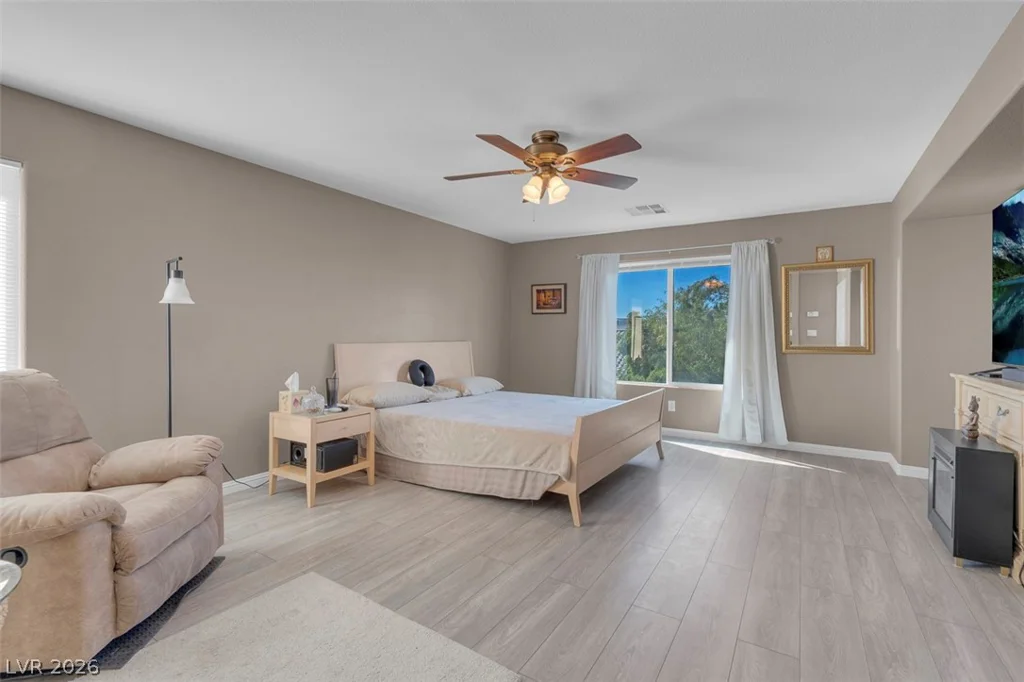 10483 Linnington, Las Vegas, NV 89135