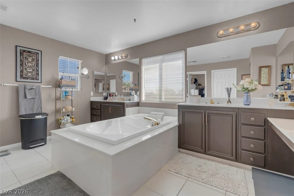 10483 Linnington, Las Vegas, NV 89135