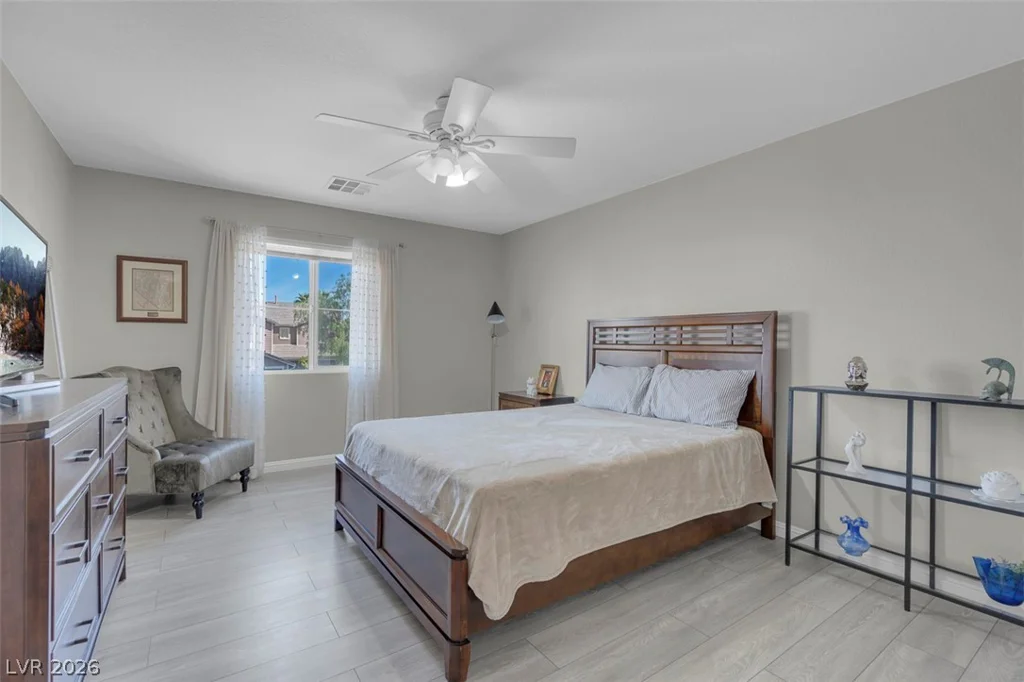 10483 Linnington, Las Vegas, NV 89135