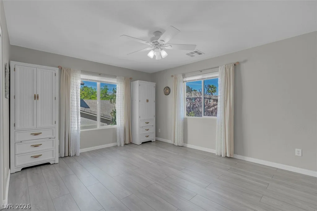 10483 Linnington, Las Vegas, NV 89135
