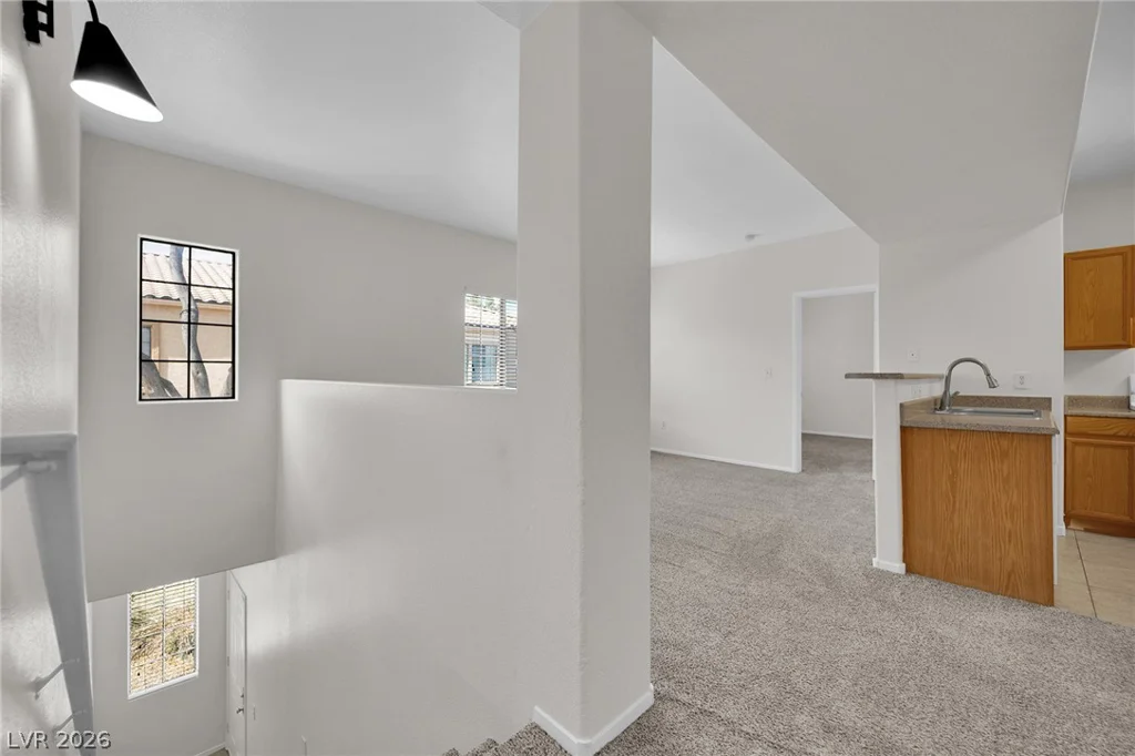 2111 Hussium Hills, Las Vegas, NV 89108