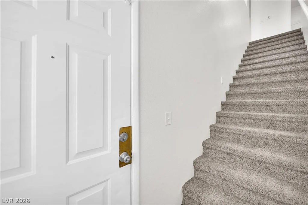 2111 Hussium Hills, Las Vegas, NV 89108
