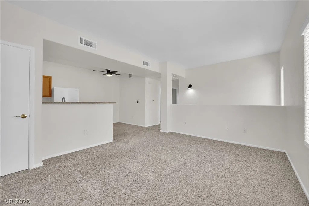 2111 Hussium Hills, Las Vegas, NV 89108