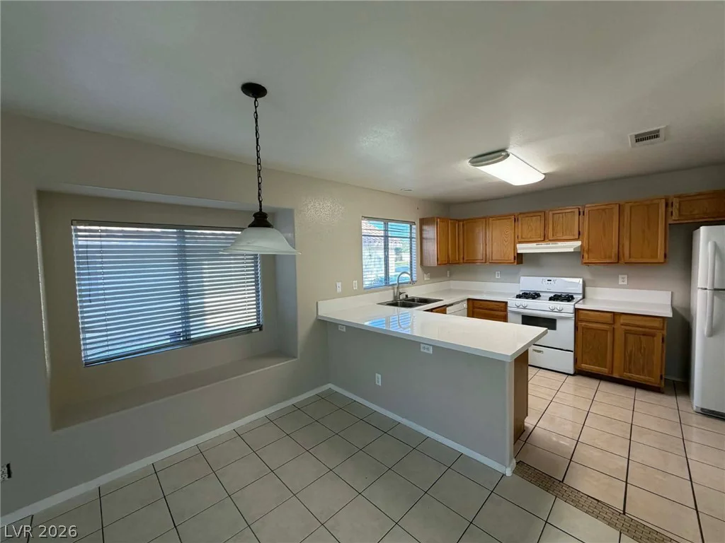 2769 Desert Stream, Las Vegas, NV 89156