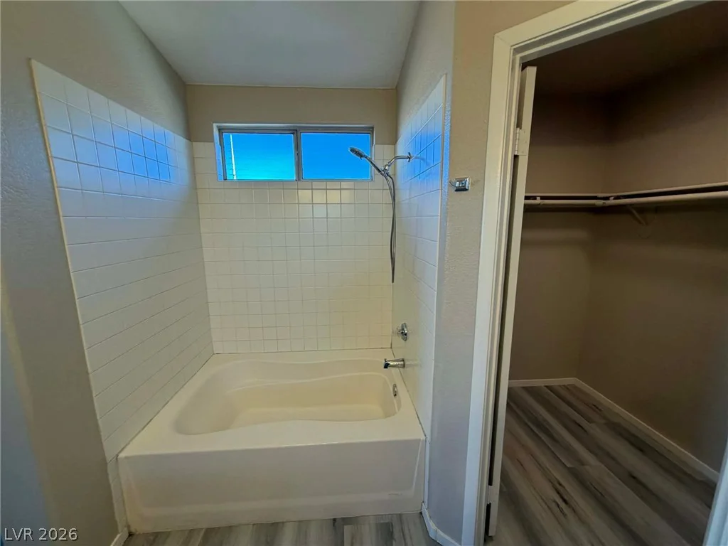 2769 Desert Stream, Las Vegas, NV 89156