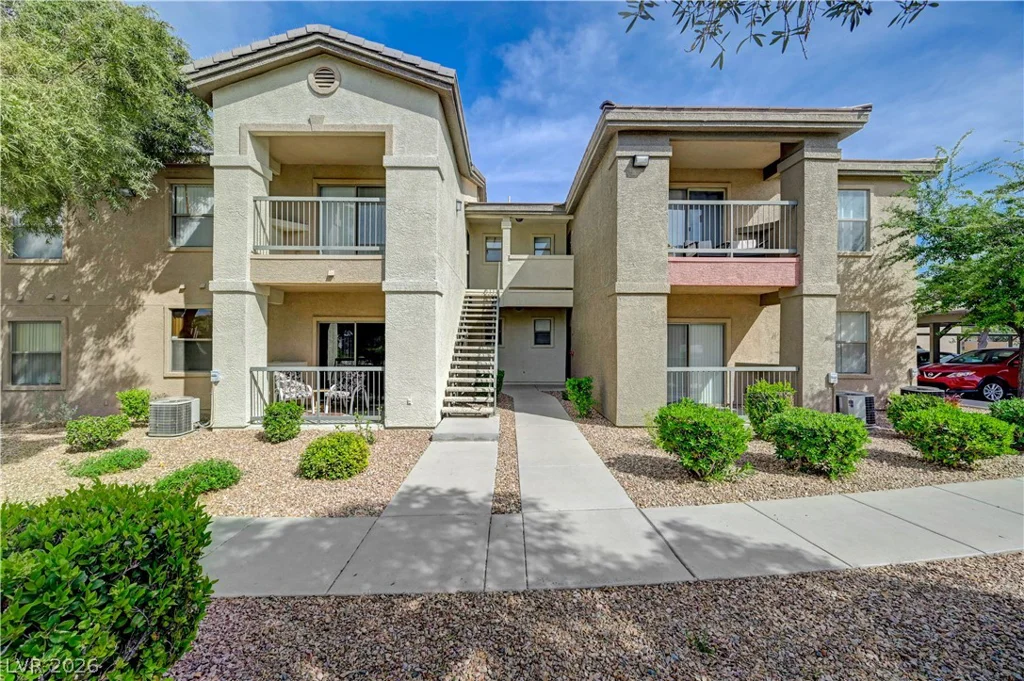 8000 Badura, Las Vegas, NV 89113