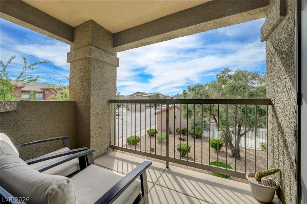 8000 Badura, Las Vegas, NV 89113