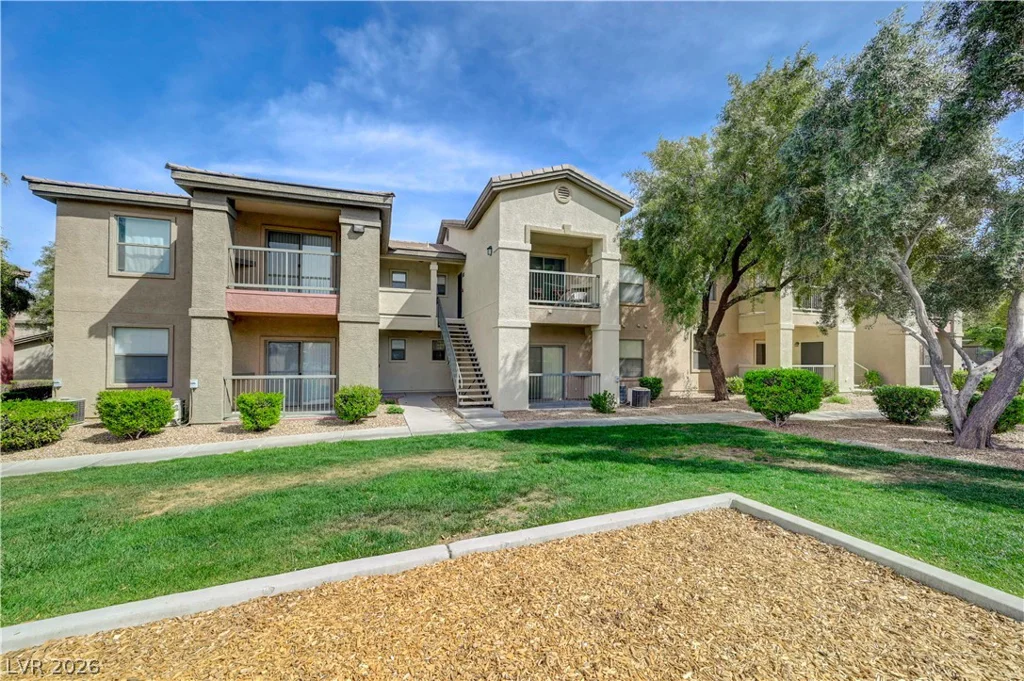 8000 Badura, Las Vegas, NV 89113