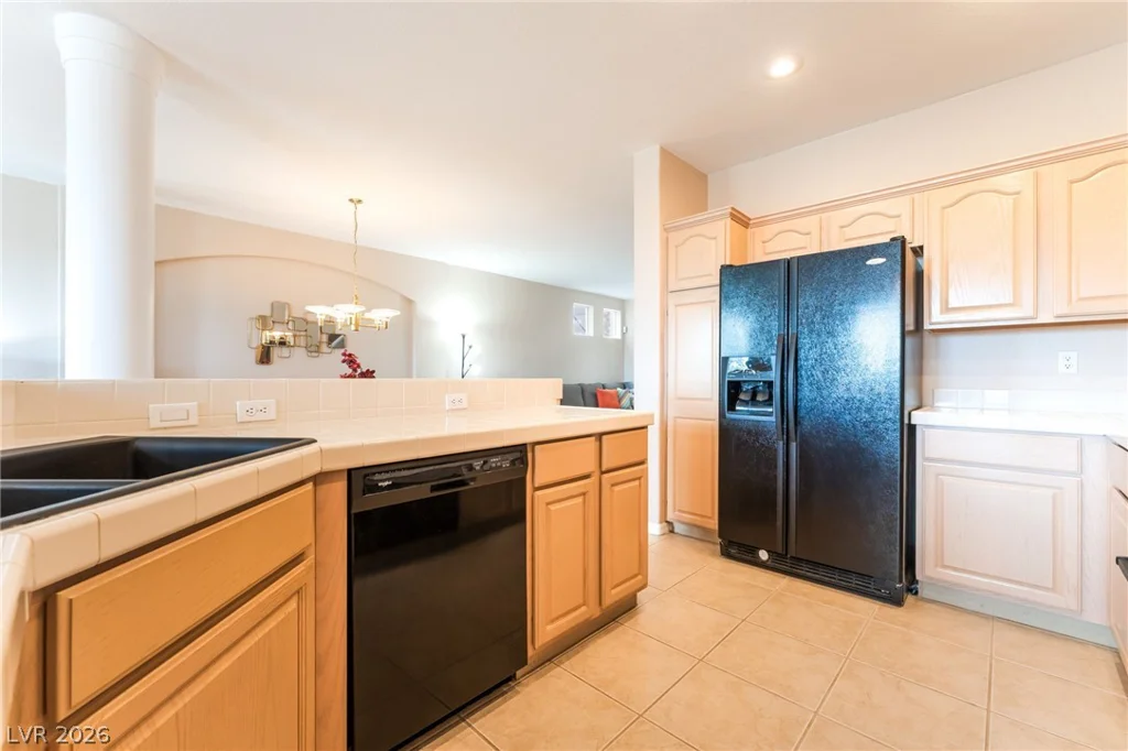 9400 Laguna Niguel, Las Vegas, NV 89134