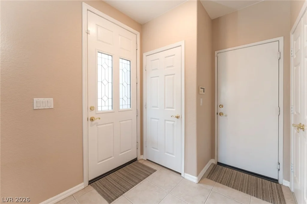 9400 Laguna Niguel, Las Vegas, NV 89134