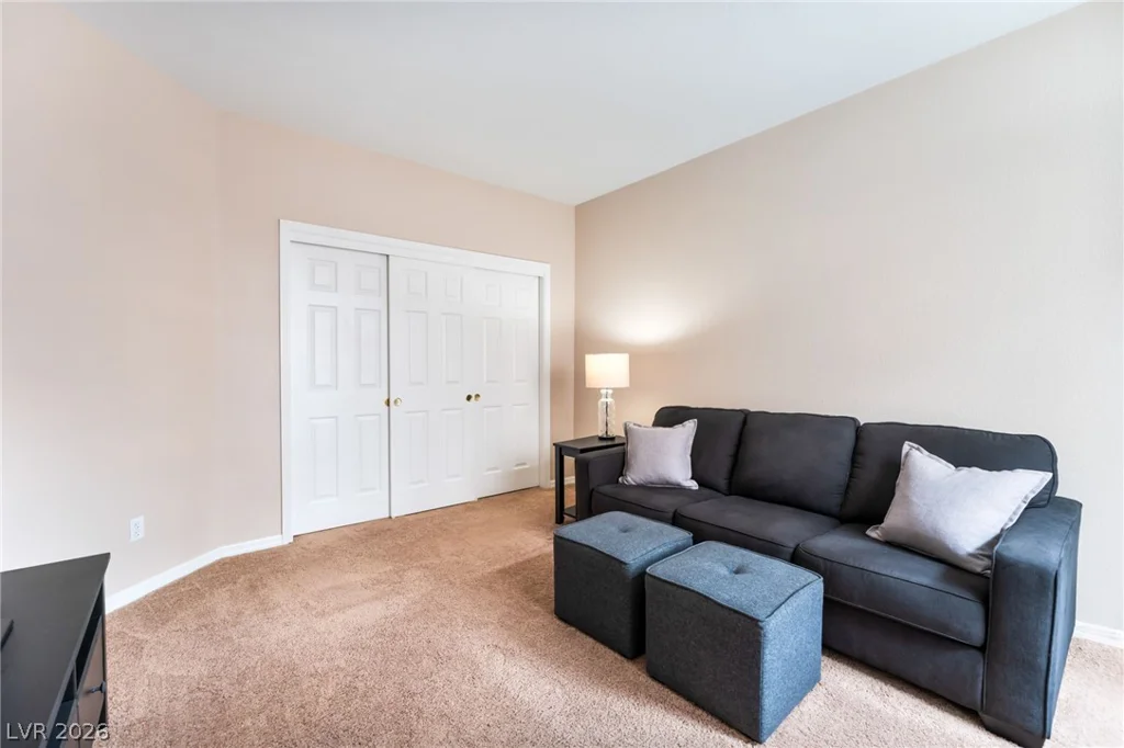 9400 Laguna Niguel, Las Vegas, NV 89134