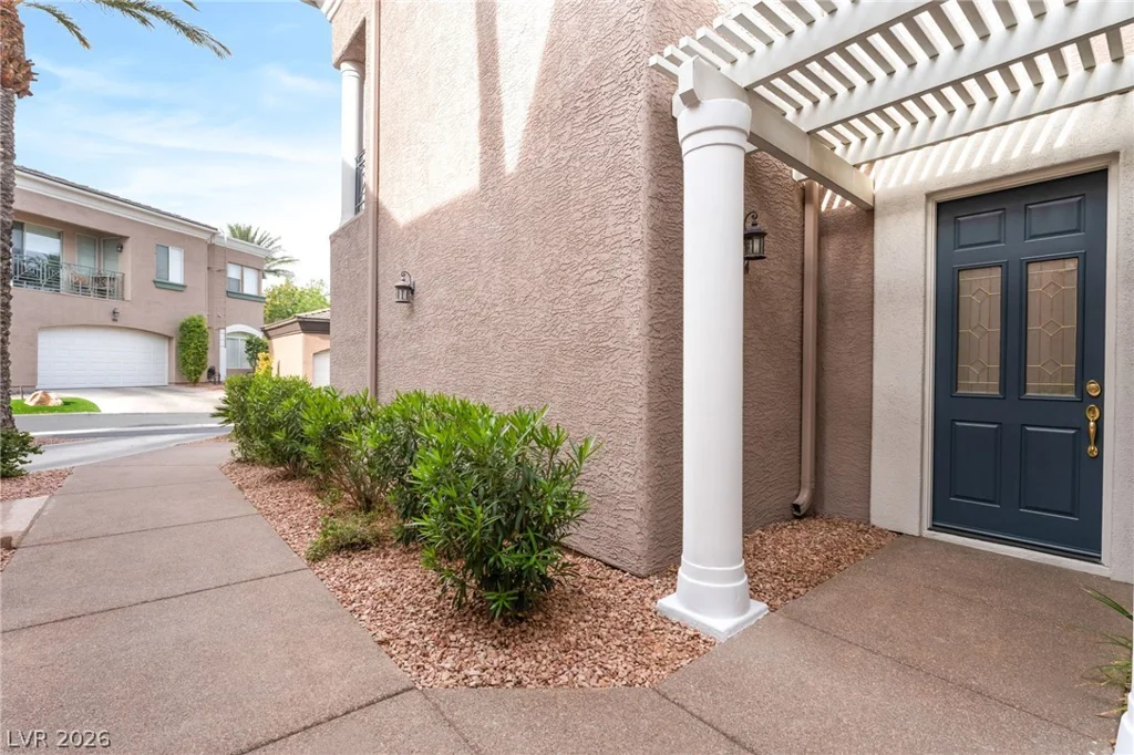 9400 Laguna Niguel, Las Vegas, NV 89134