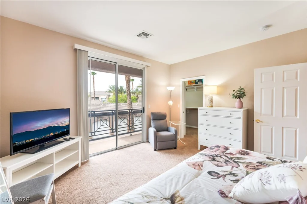 9400 Laguna Niguel, Las Vegas, NV 89134