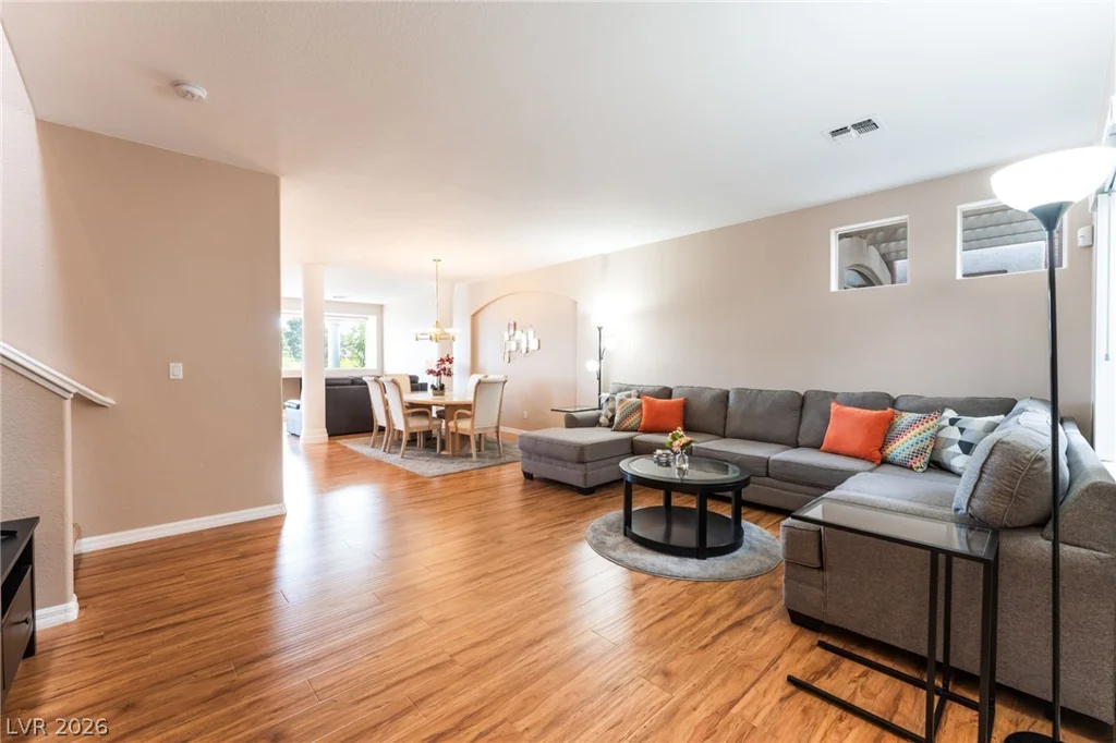 9400 Laguna Niguel, Las Vegas, NV 89134