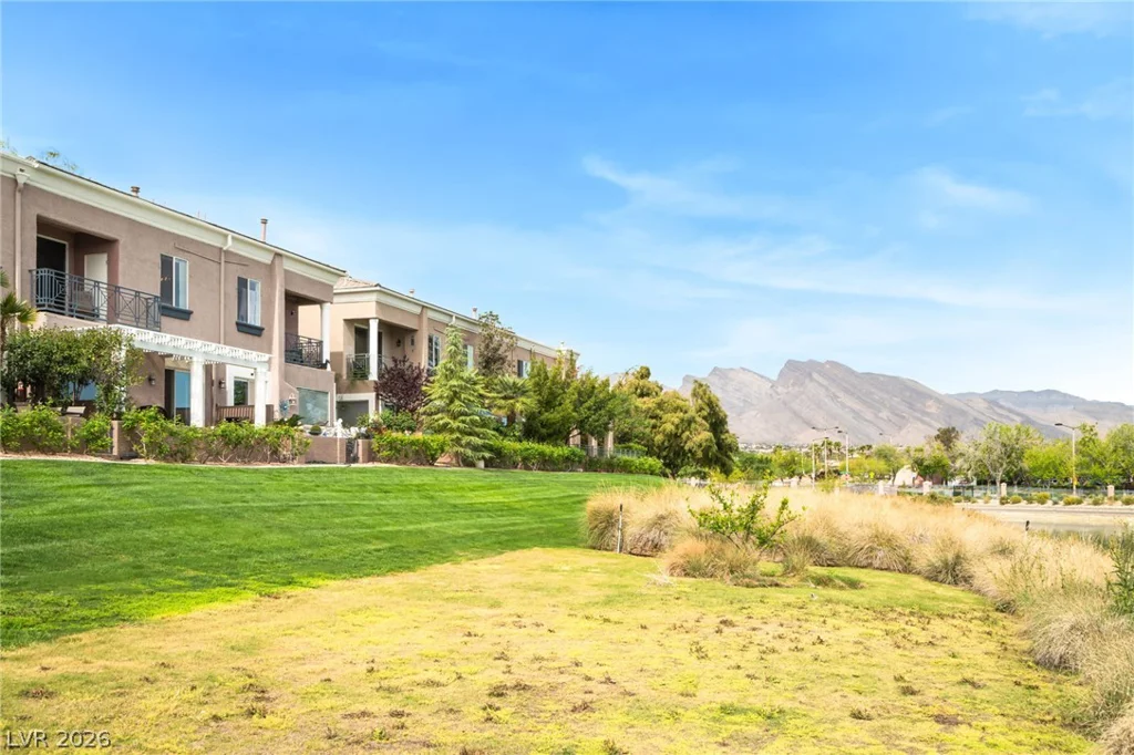 9400 Laguna Niguel, Las Vegas, NV 89134