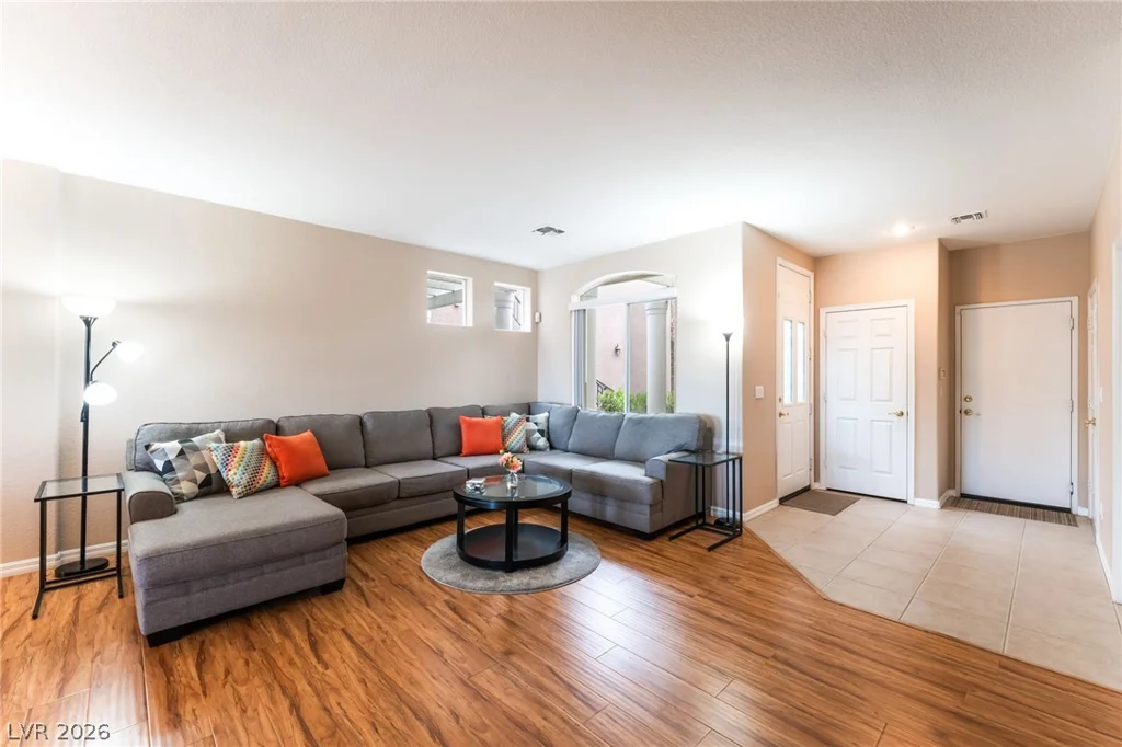 9400 Laguna Niguel, Las Vegas, NV 89134
