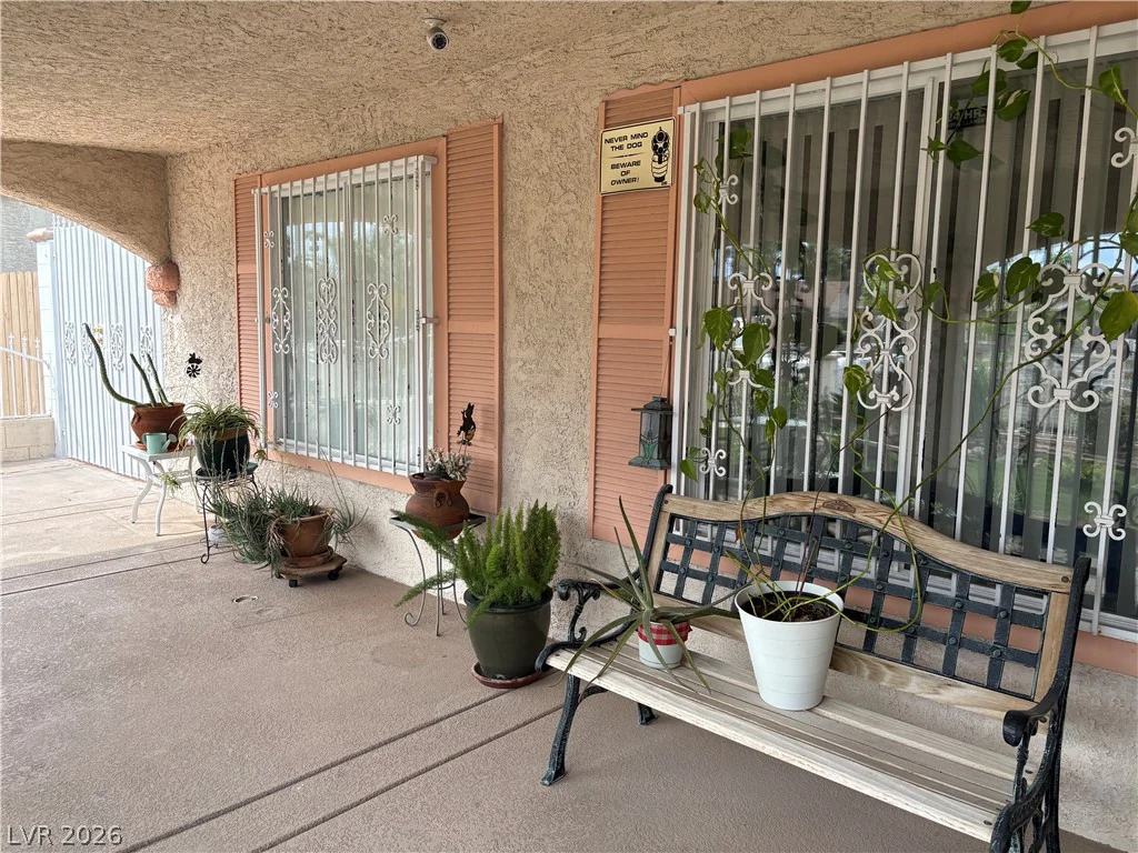 93 Vallejo, Las Vegas, NV 89110
